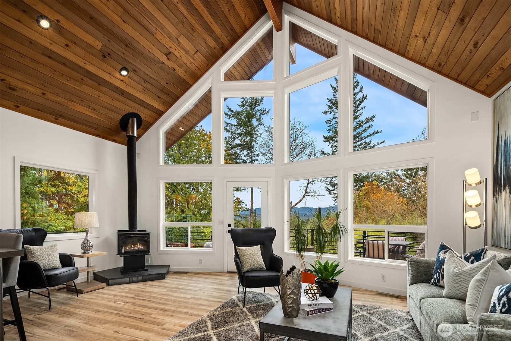 Pacific Northwest home listed by Matt McManus